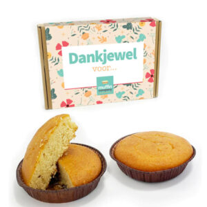 Kerstmakelaar-muffins-brievenbuscadeau-2Muffinsdoordebus