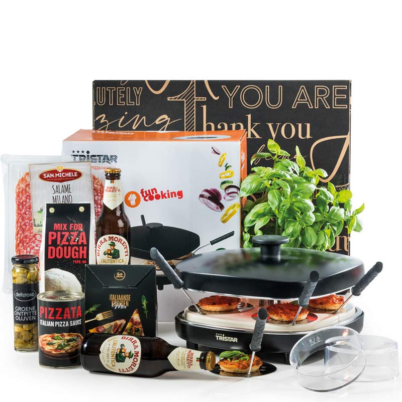 Kerstmakelaar_kerstpakket_PizzaaanTafel_2026